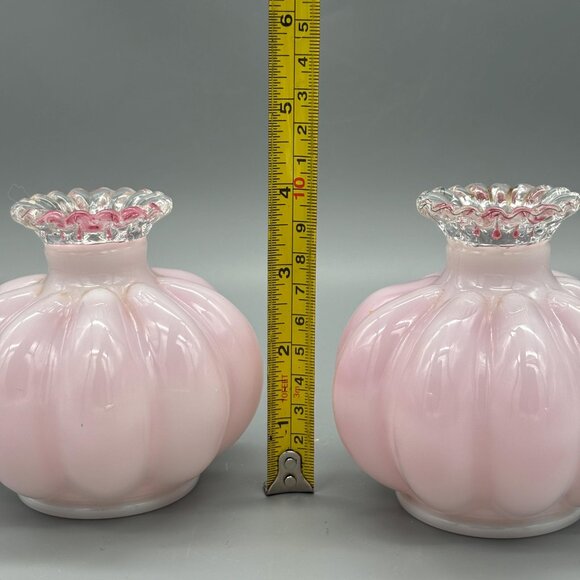 Fenton 1940's Silver Crest Ruffled Pink Glass Melon Perfume Bottle Vase Set of 2 - Picture 6 of 8